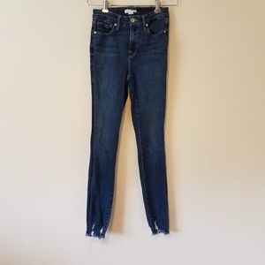 Good American Jeans Women's 0/25 Good Legs Chewed Hem Denim GLCH367T